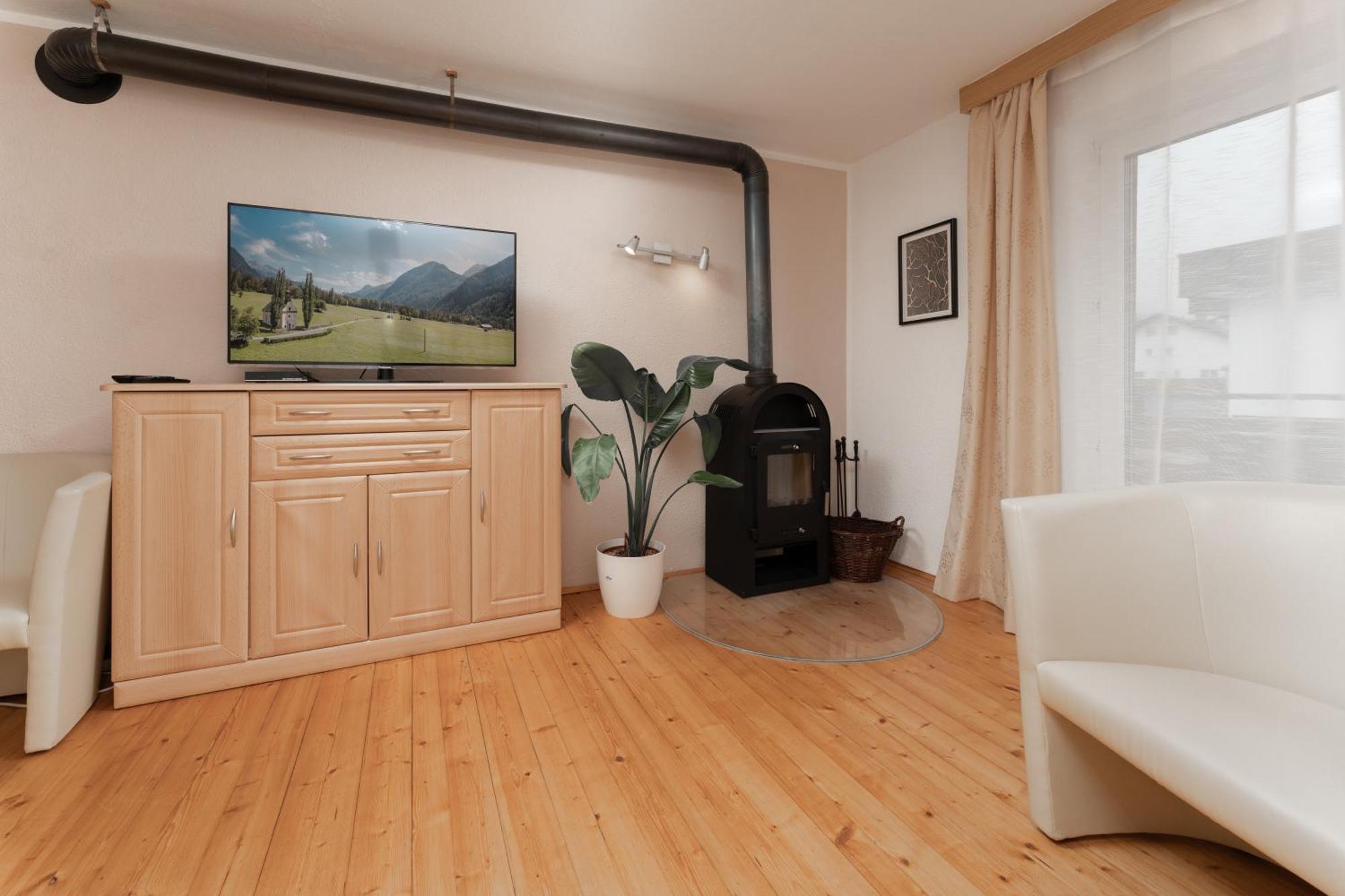 Apartament Haus Attos Umhausen Zewnętrze zdjęcie